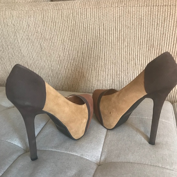 Stiletto Heels - Picture 1 of 6